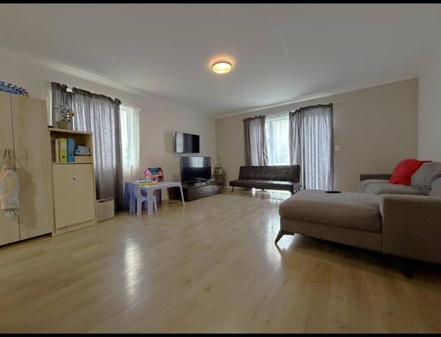 3 BEDROOM HOUSE FOR SALE IN HEATHFIELD